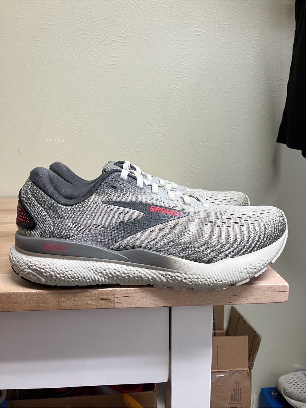 Brooks Women’s Ghost 16